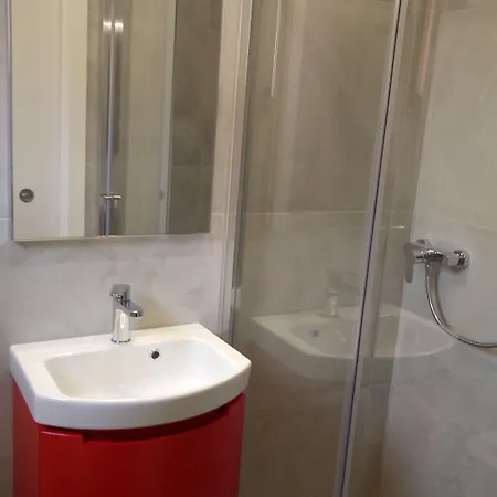 Catto Suisse Hotel 3*